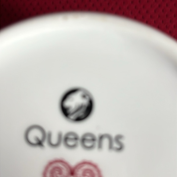 Queens Made with Love Mug Red White Full Pattern - Picture 7 of 9
